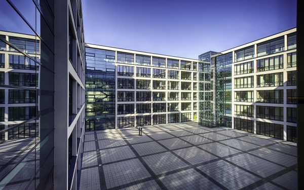 Atrium - Haus der Wirtschaftsförderung (Foto: Peter Kerkrath) Atrium - Haus der Wirtschaftsförderung